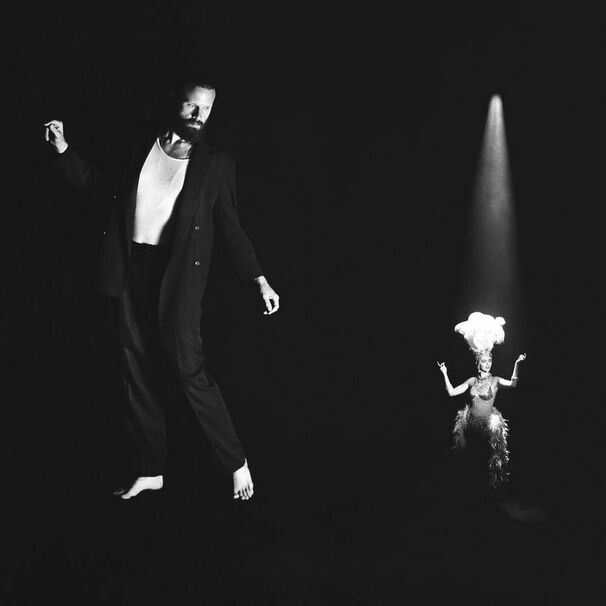 Chloë and the Next 20th Century (Deluxe)