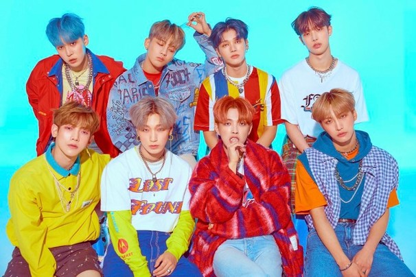 ATEEZ (에이티즈)
