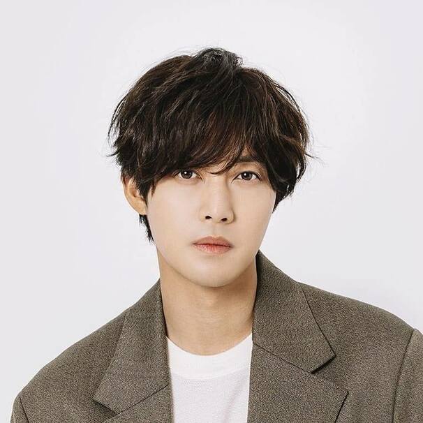 Kim Hyun Joong (김현중)
