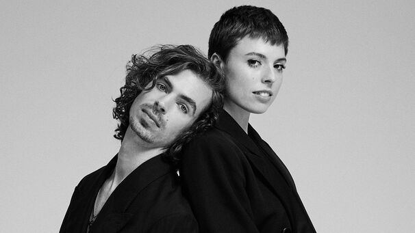 Mia Nicolai & Dion Cooper