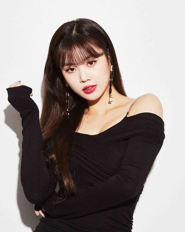 SOOJIN (수진)