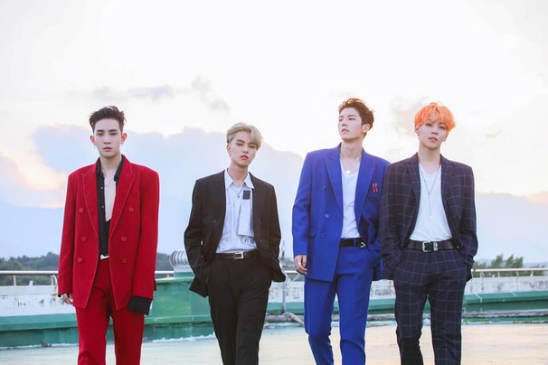 The Rose (더 로즈)