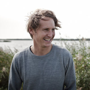 Ben Howard Three Tree Town Tekst Tlumaczenie Interpretacja Tekstowo Groove Pl groove pl