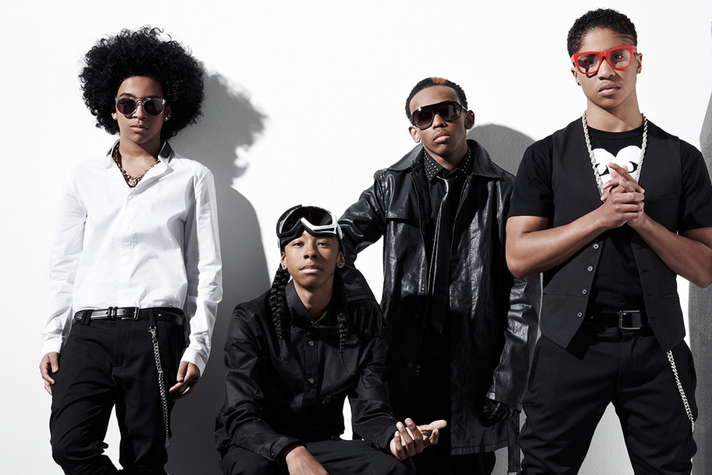 All Around The World (.. Mindless Behavior)