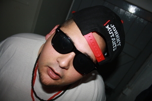 JOHNNY MUTANTE AND THE MUTANT MOVEMENT PRESENTS: INTERNATIONAL AFFAIRS