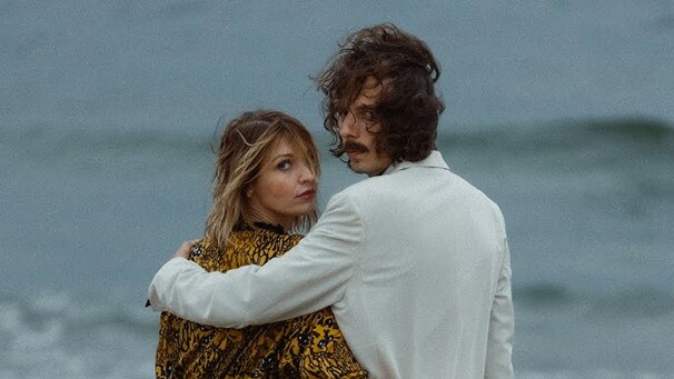 BURSZTYNOWE KORALIKI