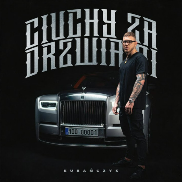 Ciuchy za drzwiami