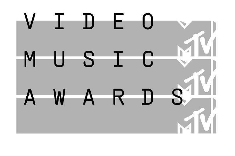 Following the 2015 VMAs, Liking a Justin Bieber Song, and the Ensuing Fallout