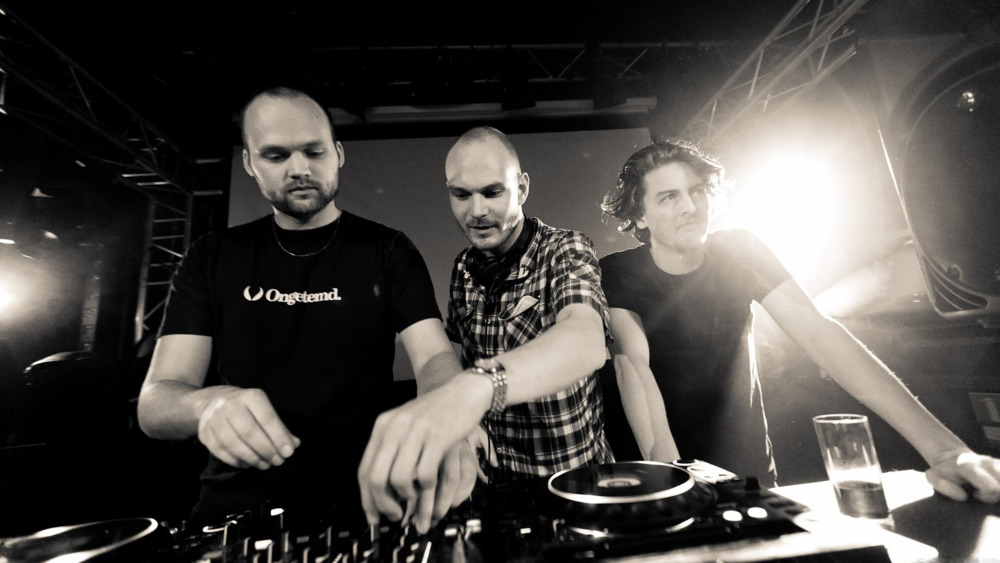 Gutterpump (The Rogue Element vs. Tom Real mix)