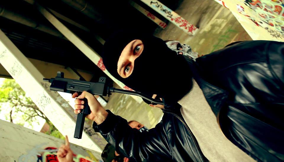 Hartes Business mit der Maske