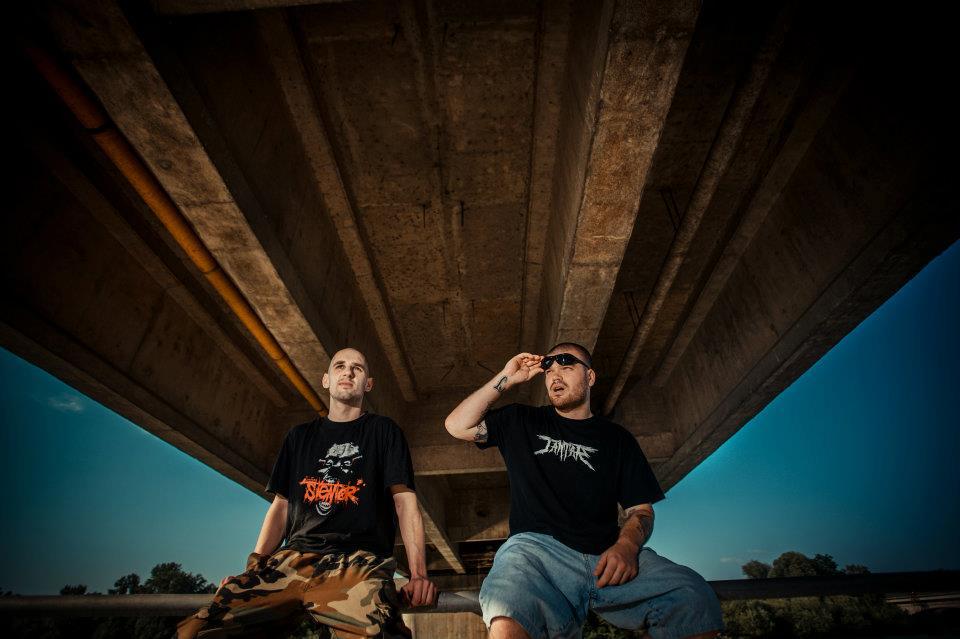 Skunk (KolAK47 & Jantar) – Mauzolej