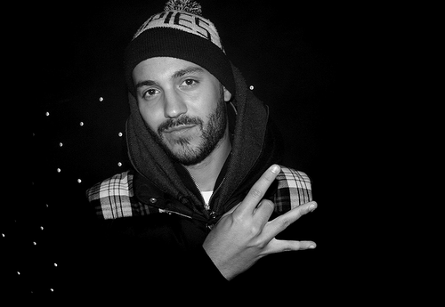 Let The Beat Control Your Body (feat. Louisahhh!)