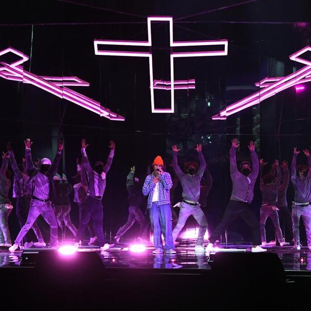Lonely & Holy (Live From The AMA’s / 2020)