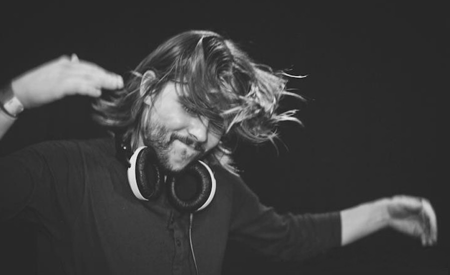 Polarized – Extended DJ Edit