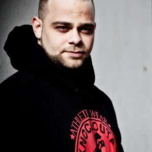 Pumpgun und ne Line (Intro Nackenklatscher)