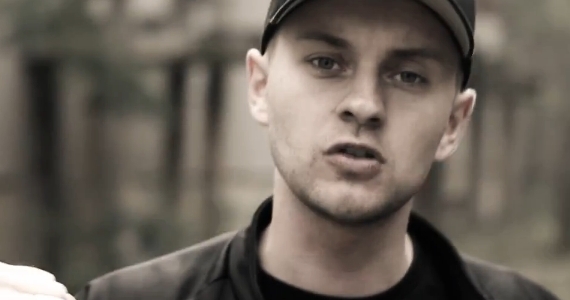 Scheinwelt (feat. chakuza)