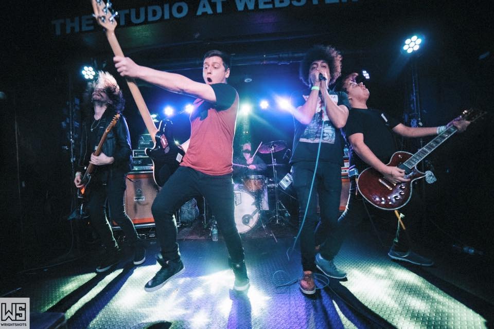 Shit! It Talks… I’m Out Of Here