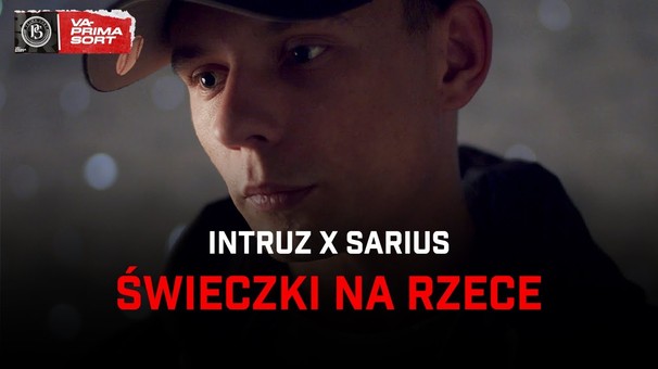 Świeczki na rzece