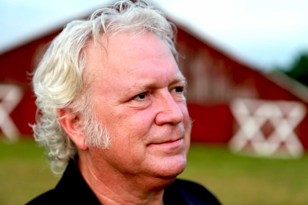 Greatest Hits with bonus DVD [2004]