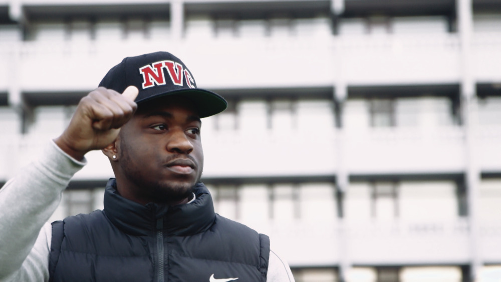 Ze Is Alleen (Chavelly)